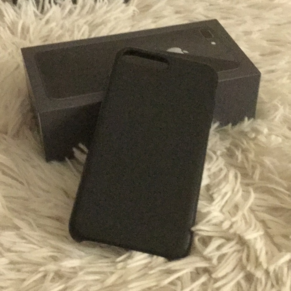 Apple iPhone 8 Plus leather black leather case